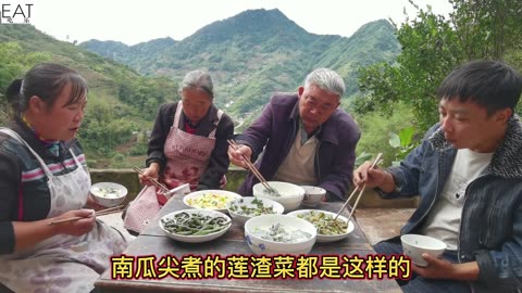 Braised saury, fried very crispy and delicious, a vegetarian meal for the whole