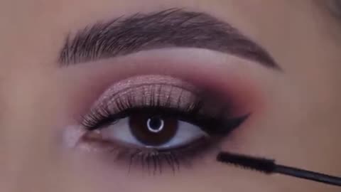 Best Makeup for Hooded Eyes..!!