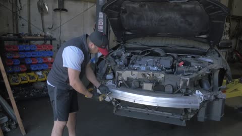 How to Remove a Reinforcement Bar - 2019 Acura TLX