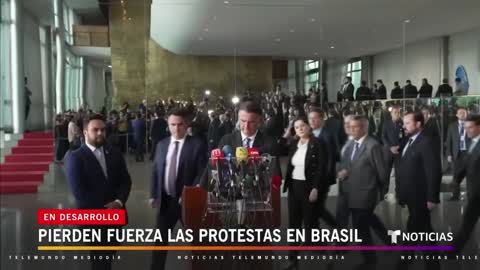 Pierden fuerza las protestas contra los resultados electorales en Brasil | Noticias Telemundo
