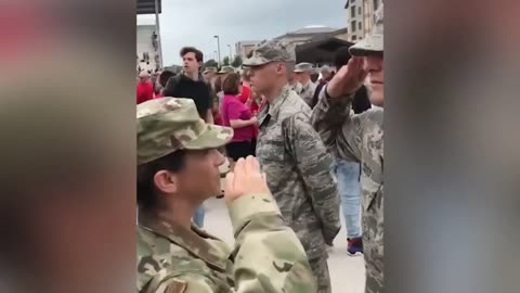 😭♥️Most Emotional Soldiers Coming Home Compilation