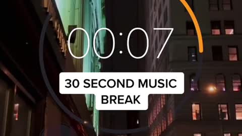 30 second music break #strangerthings4