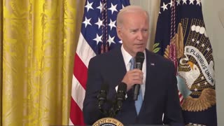 Biden Completely Forgets What He's Talking About In The Middle Of Speech