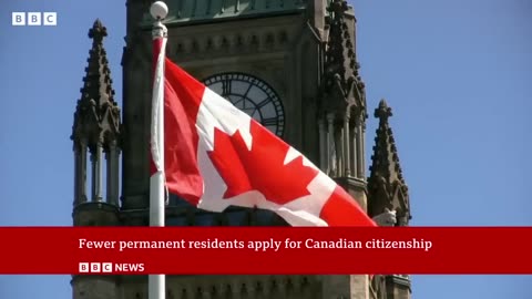 Canada sees drop in citizen applications from permanent residents _ BBC News