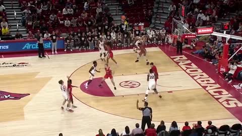 Arkansas 5-Star Freshman Showout In First Scrimmage Of The Season 👀