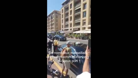 Macron invectivé et sifflé lors de son passage à Marseille
