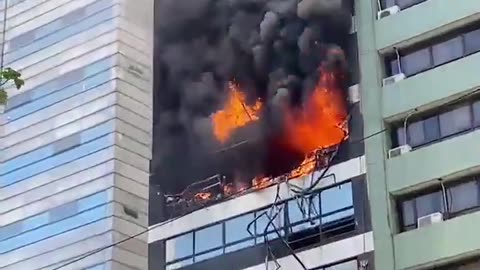 Massive fire breaks out at judiciary building in Buenos Aires, Argentina.