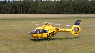 STUNNING !!! GIGANTIC !!! MODEL HELICOPTER XXXL RC SCALE TURBINE EC-135 ADAC FLIGHT