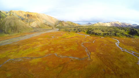 This Icelandic volcanic valley does seem to be from the Earth