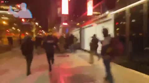 Antifa getting chased down and beaten. After a day of attacking people tide is turning.