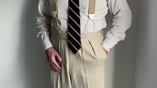 Roger Stone Explains How a Gentleman’s Trousers Should Properly Hang