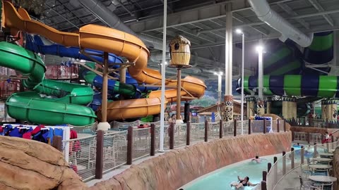 Kalahari Poconos Off-Ride Footage, Pennsylvania's Largest Indoor Water Park