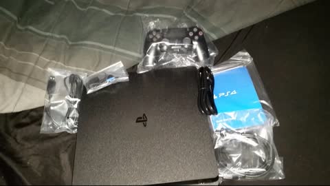 Review: PlayStation 4 Slim 500GB Console [Discontinued]