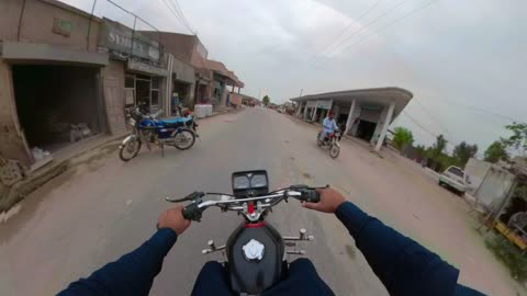 Pakistan's stree rider | Asim Javed Motovloges