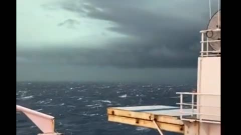 lightning on the high seas 😱😱😱