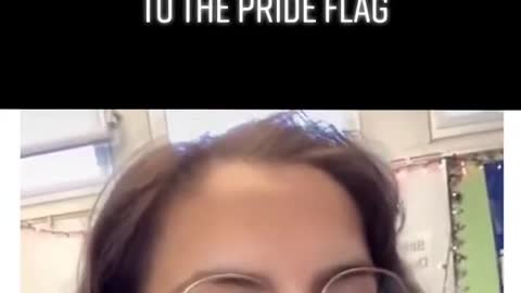 Teacher "Uncomfortable" With U.S. Flag Has Students Pledge to LGBT Flag Instead