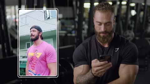 Chris Bumstead Reacts to Thirst Tweets and TikToks