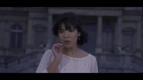 Indila - Tourner Dans Le Vide