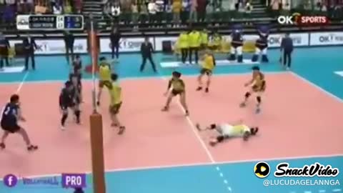 very funny It's so funny what happened on the volyball