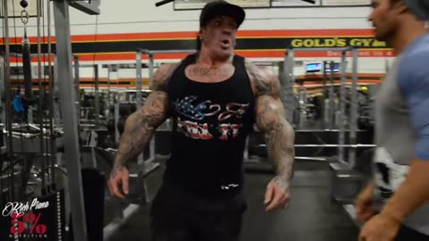Training with Mike O'Hearn and Rich Piana 💪🏼 At the Gym and crushing Arm Day!
