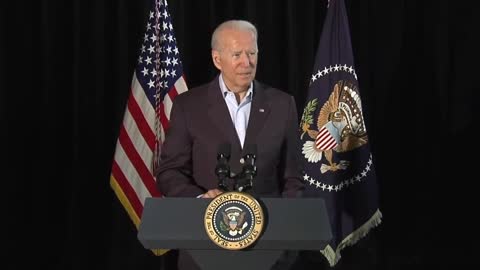 Biden delivers remarks in Florida completely incompetent cant remember peoples names