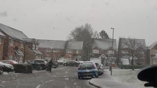 snow fall in Luton