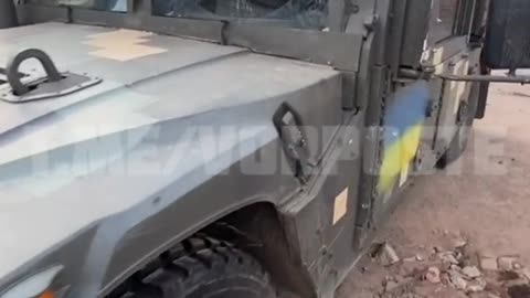 💢 Ukrainian Humvee with a bullet through the front