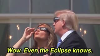 ROFL!!! Trump Watching The Eclipse