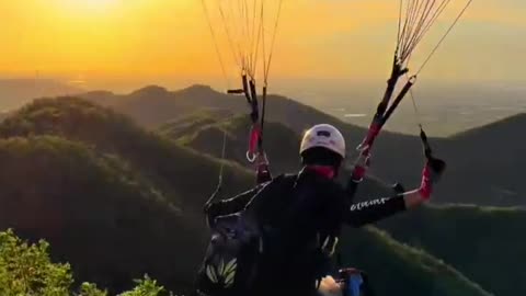 paraglider take off