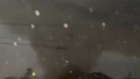Large Tornado Chalmette La on chinchilla st. Mar 22, 2022