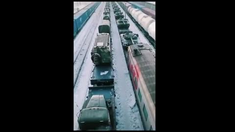Vid: Massive Amounts of Russian Military Tanks & Vehicles Head to Ukraine