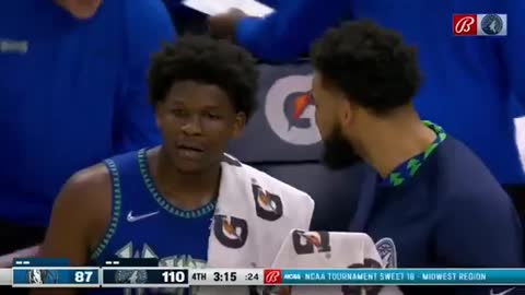 JiDion Is Having A Haircut Courtside During Mavericks And Timberwolves Game