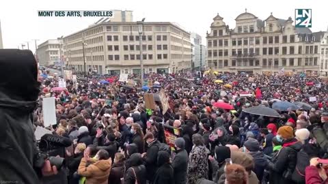 Thousands in Belgium Gather to Protest Lockdown Measures