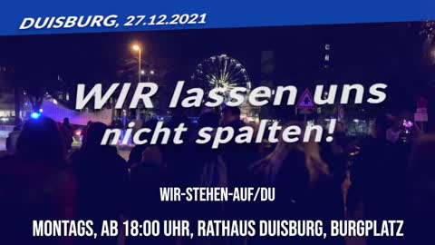 27.12.2021 Duisburger Montagsspaziergang ab dem Rathaus gegen Corona-Politik