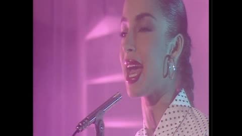 Sade - Smooth Operator = Russell Harty Show 1984