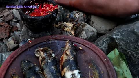 Cooking Fish on Clay for eating delicious - Yummy Fish for Lunch food ideas & eater