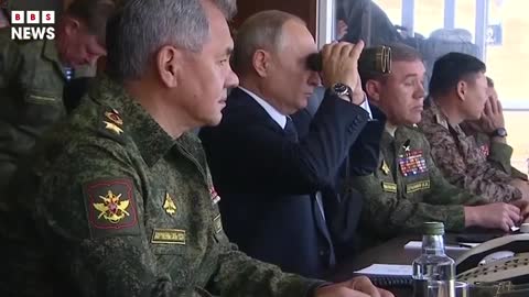 Vladimir Putin signs decree to increase Russian armed forces