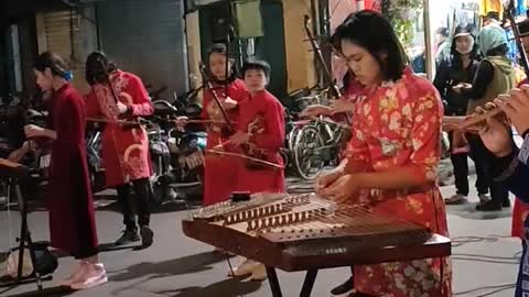 Street Music At Ha Noi City