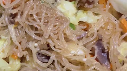 Asian Noodles: Filipino Pancit Bihon (Snap)