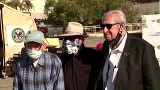 WWII veterans receive 'showstopper' vaccine in LA