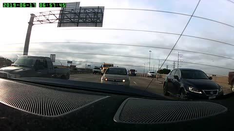 Impatient Driver Causes Huge Collision