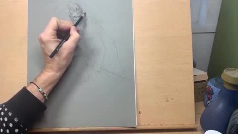 Draw The Lines Of The Shoulder And Neck