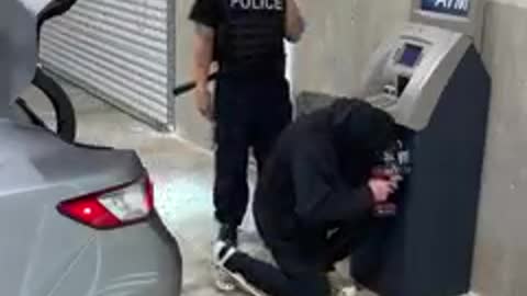 Police catches shoplifter!