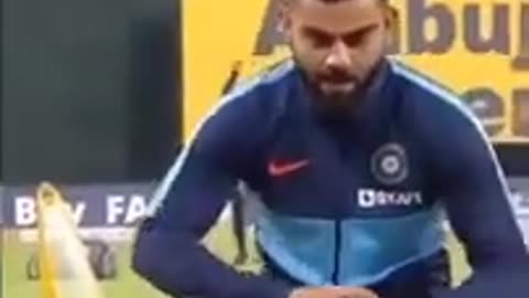 Virat Kohli 🤣🤣🤣 | Guess who is he mimicking 🤣🤣|cricket funny video 🤣, watch till end🤣