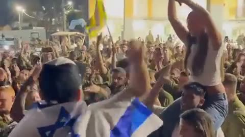 How the Israelis welcomed back IDF soldiers returning home from Gaza after 4