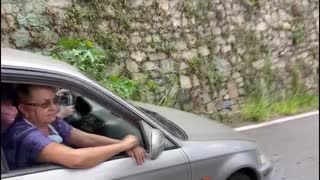 Guaidó reaparece en calles de Caracas