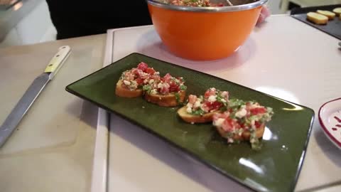 Marti's Home Cookin' - Bruschetta Quick and Easy