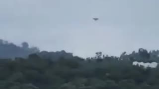 UFO in discesa sulle montagne di Columbus