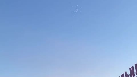 RUSSIAN PARATROOPERS TROOPS LANDING IN KHARKIV.