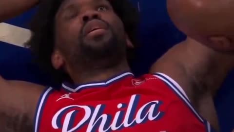 Man this is scary.. Embiid looks like he went into shock.